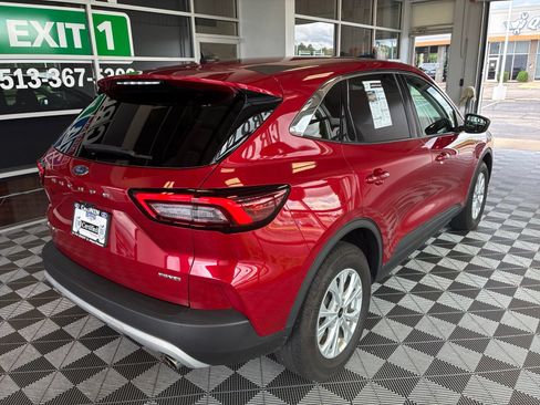 Used 2023 Ford Escape Active AWD/4WD image 6