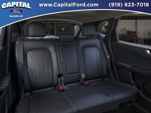 New 2025 Ford Escape SE w/ PHEV Premium Package FWD image 11