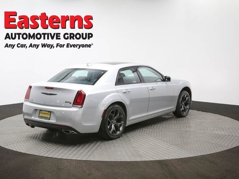 Used 2023 Chrysler 300 S image 43