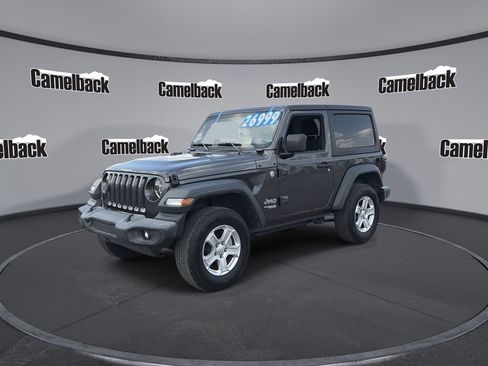 Used 2020 Jeep Wrangler Sport AWD/4WD image 3