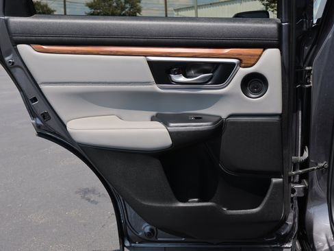 Used 2021 Honda CR-V Touring image 26