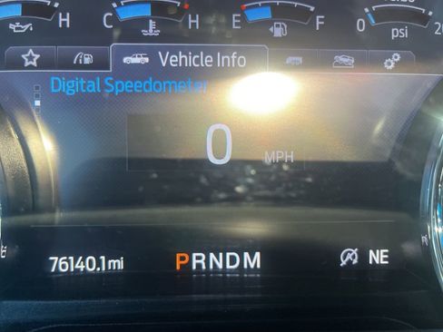 Used 2021 Ford Expedition Max XLT image 14