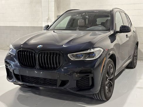 Used 2023 BMW X5 M50i w/ Executive Package image 1