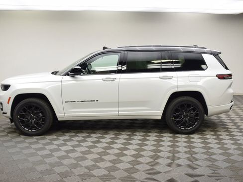 New 2025 Jeep Grand Cherokee L Summit image 13