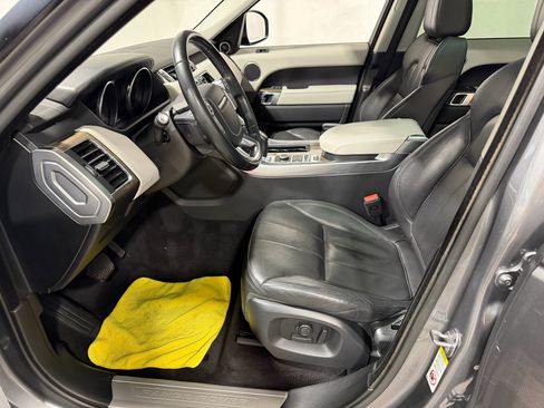 Used 2016 Land Rover Range Rover Sport HSE image 25
