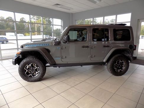 Used 2021 Jeep Wrangler Unlimited Rubicon 4xe w/ Safety Group image 4