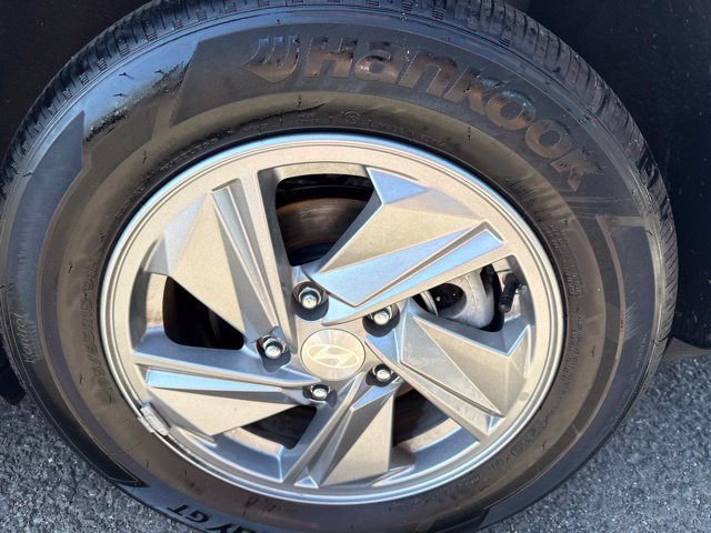 Used 2026 Hyundai Elantra SE FWD image 9