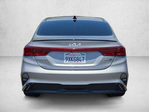 Used 2023 Kia Forte GT-Line w/ GT-Line Premium Package FWD image 6