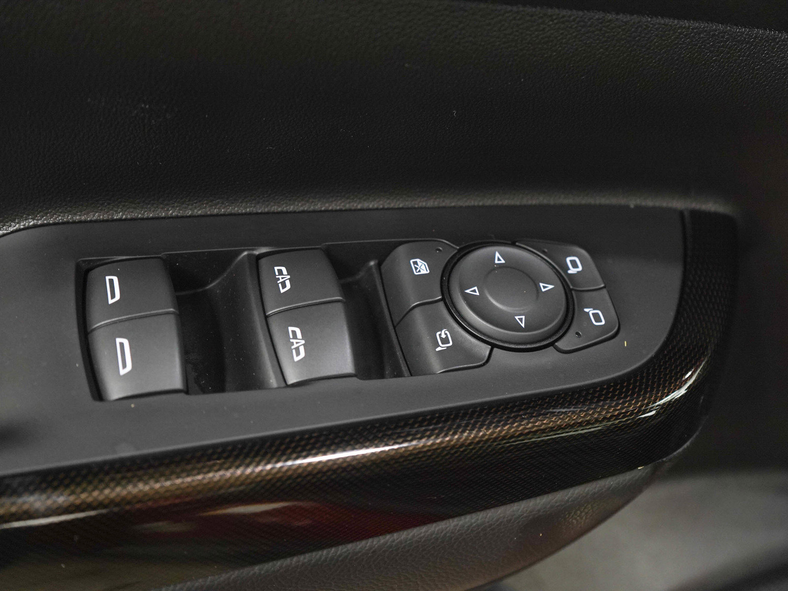 Used 2023 GMC Acadia AT4 w/ Technology Package AWD/4WD image 23