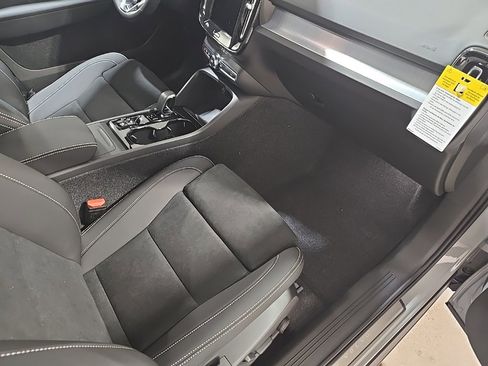 New 2026 Volvo XC40 B5 Ultra w/ Climate Package image 20