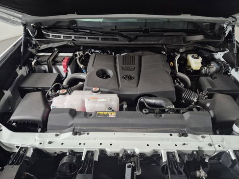 New 2026 Toyota Tundra Limited image 8