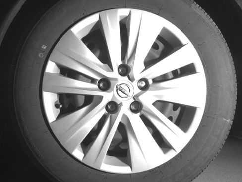 Used 2025 Nissan Sentra S image 12