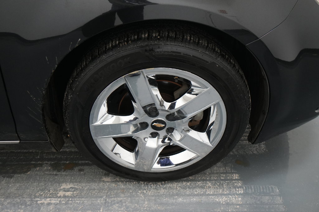 Used 2010 Chevrolet Malibu LT w/ Power Convenience Package FWD image 10