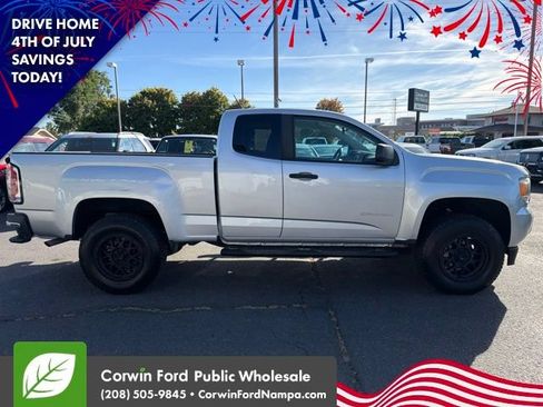 Used 2018 GMC Canyon W/T w/ Convenience Package RWD image 4