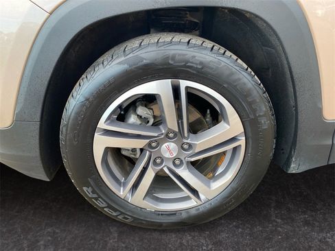 Used 2018 GMC Terrain SLT w/ Preferred Package image 14