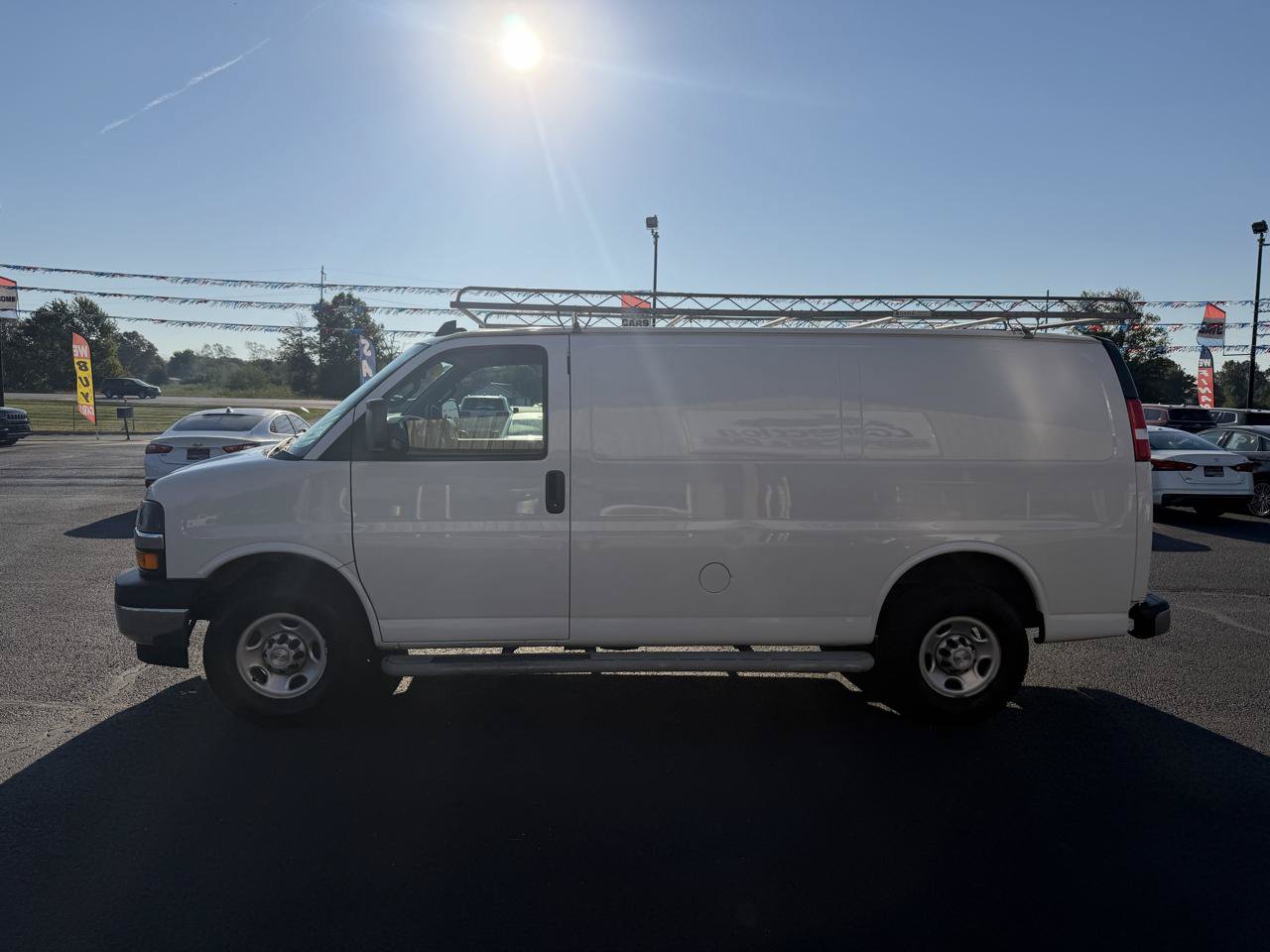 Used 2021 Chevrolet Express 2500 w/ Driver Convenience Package RWD image 11