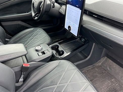 Used 2024 Ford Mustang Mach-E Select image 17