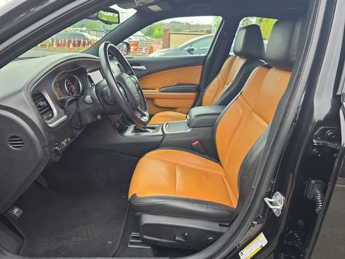 Used 2022 Dodge Charger SXT w/ Plus Group RWD image 14