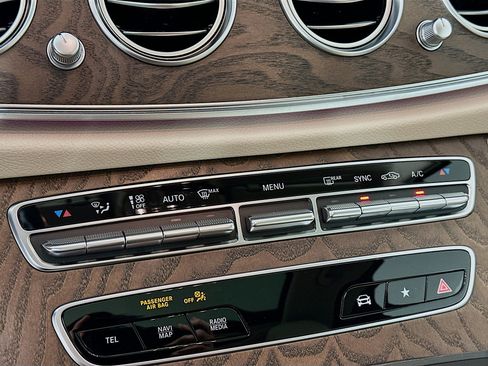 Certified 2022 Mercedes-Benz E 350 E 350 image 20