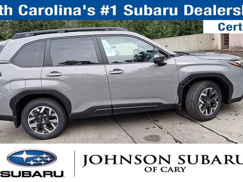 Used 2026 Subaru Forester Premium image 11