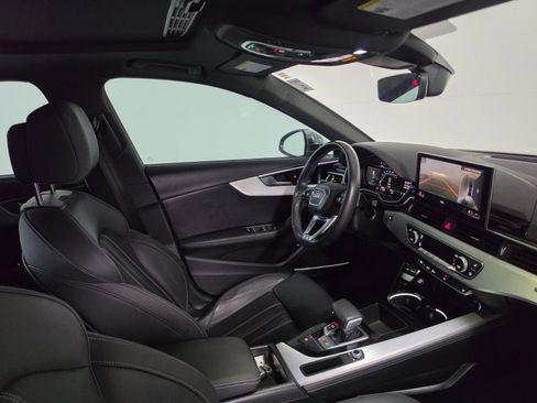 Used 2021 Audi S4 Premium Plus w/ Premium Plus Package image 26