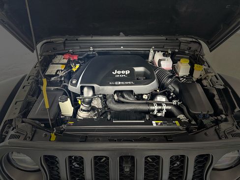 Used 2021 Jeep Gladiator Rubicon AWD/4WD image 29