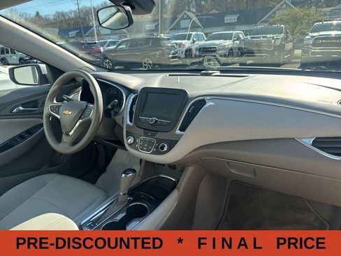 Used 2018 Chevrolet Malibu Hybrid FWD image 46