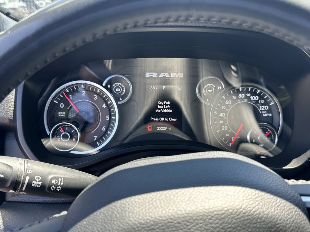 Used 2023 RAM 1500 Big Horn AWD/4WD image 26