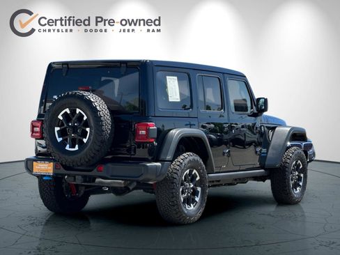 Used 2025 Jeep Wrangler Unlimited Rubicon 4xe w/ Convenience Group AWD/4WD image 4