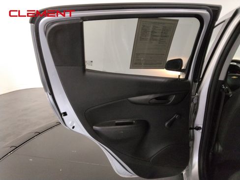 Used 2022 Chevrolet Spark LS image 27