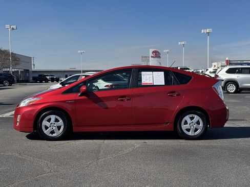 Used 2011 Toyota Prius Three image 8