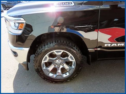 Used 2019 RAM 1500 Big Horn AWD/4WD image 4