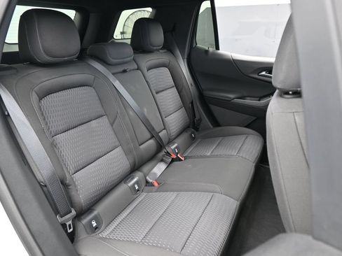 Used 2026 Chevrolet Equinox LT FWD image 44