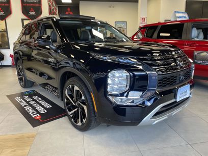 New 2025 Mitsubishi Outlander SEL