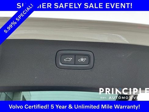 Certified 2025 Volvo XC90 B5 Core AWD/4WD image 16