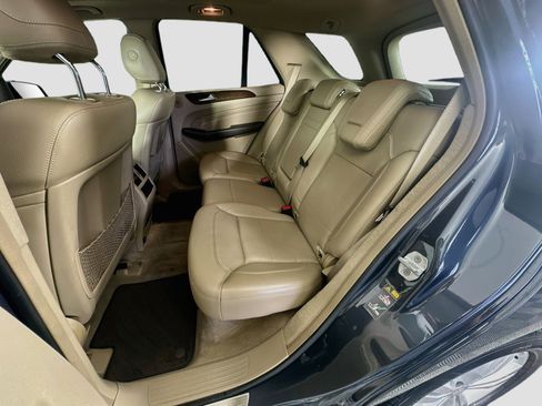 Used 2014 Mercedes-Benz ML 350 2WD image 30