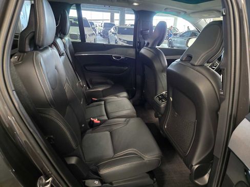 Used 2025 Volvo XC90 B6 Ultra w/ Protection Package Premier image 28