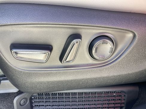 Certified 2025 Toyota Sienna XLE image 14