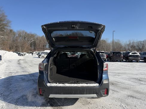 Used 2022 Subaru Outback Limited image 27