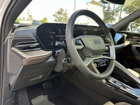 New 2025 Audi Q5 Premium Plus image 19