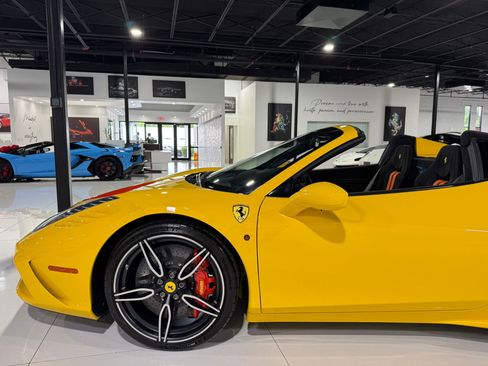 Used 2015 Ferrari 458 Speciale A image 52