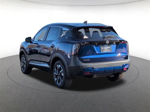New 2026 Nissan Kicks SV image 7