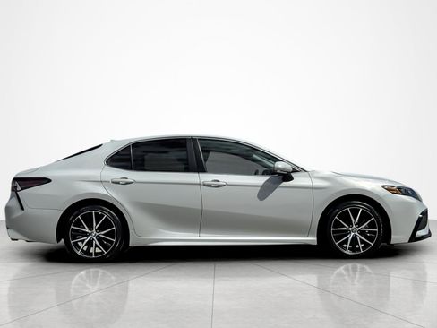 Certified 2023 Toyota Camry SE image 6