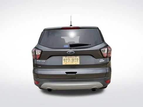 Used 2017 Ford Escape SE FWD image 7