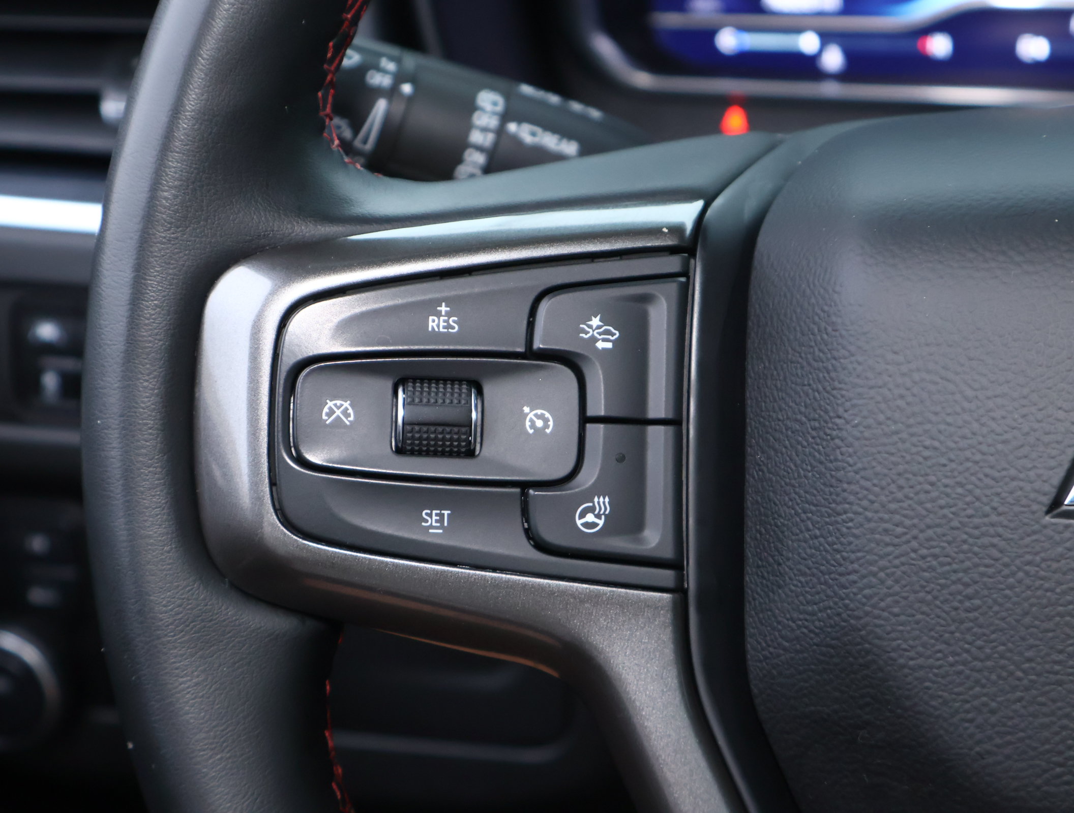 Used 2023 Chevrolet Tahoe RST w/ Luxury Package AWD/4WD image 15