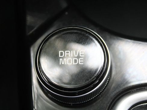 Used 2023 Kia Seltos S w/ Navigation Package FWD image 34