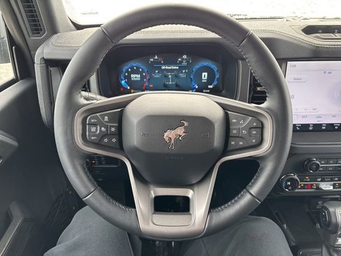 New 2025 Ford Bronco Badlands image 13