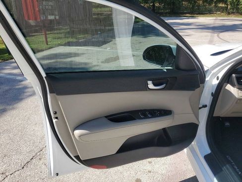 Used 2018 Kia Optima LX w/ Convenience Package FWD image 15