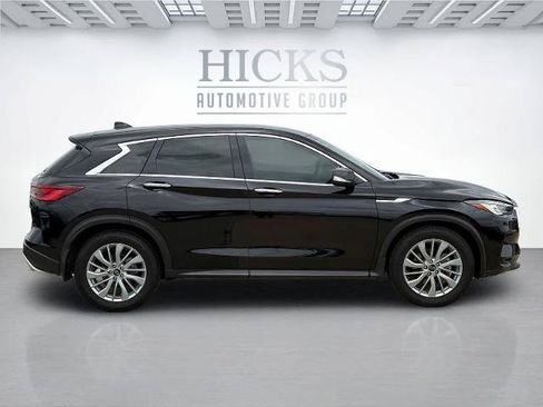 Certified 2023 INFINITI QX50 Pure FWD image 4