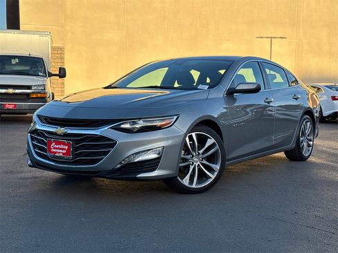 Used 2023 Chevrolet Malibu LT image 2